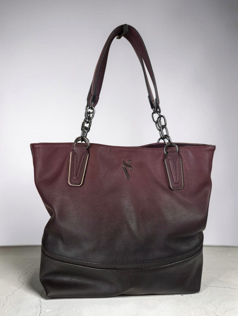 Sophisticated Women's Tote Bag in Burgundy and Dark Brown